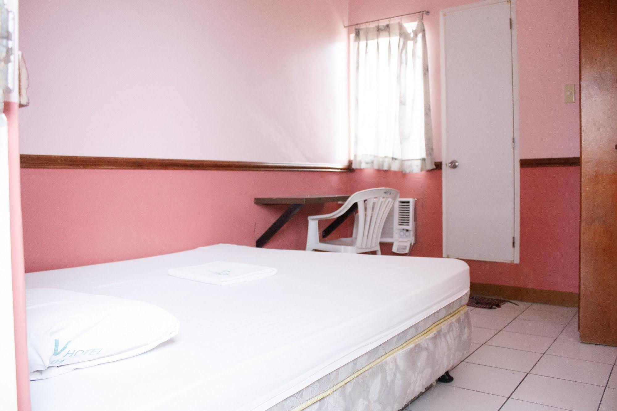 Gv Hotel - Maasin Maasin  Zewnętrze zdjęcie
